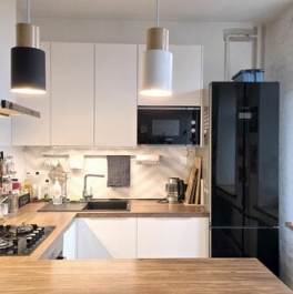 Продажа 2-комн квартиры на вторичном рынке Карташихина улица,  д. 13