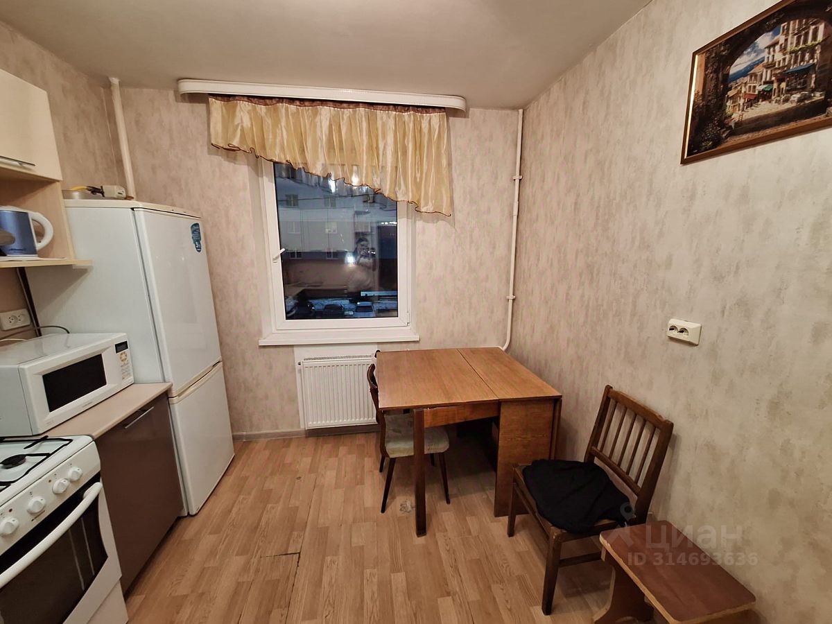 Аренда 1-комн квартиры на вторичном рынке пос. Парголово, улица Первого Мая, 107к9