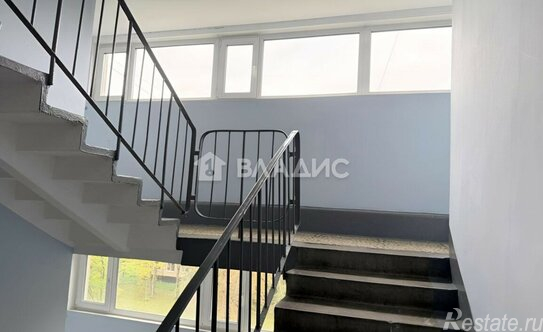 Продажа 2-комн квартиры на вторичном рынке улица Белы Куна,  д. 6 к1