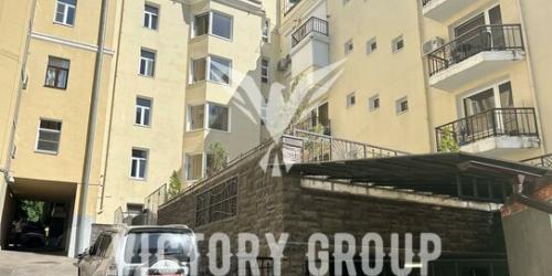 3-комн квартира Печатников пер,  д. 3