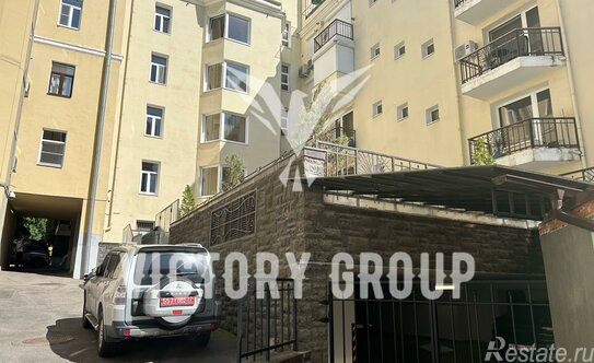 Продажа 3-комн квартиры на вторичном рынке Печатников пер,  д. 3