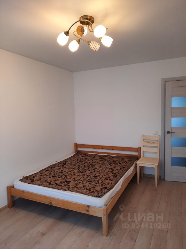 Аренда 3-комн квартиры на вторичном рынке улица Федора Полетаева, 36