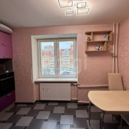 Продажа 3-комн квартиры на вторичном рынке улица Сикейроса,  д. 21 к1