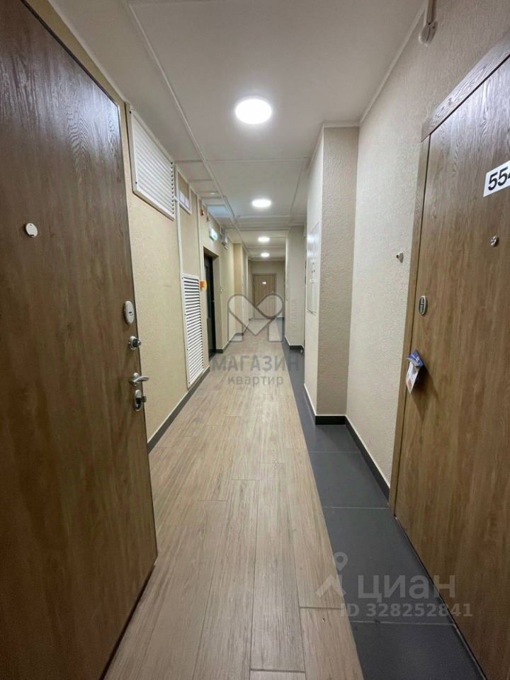 Продажа 2-комн квартиры на вторичном рынке Богатырский проспект, 2А