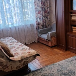 Продажа 4-комн квартиры на вторичном рынке Новаторов б-р,  д. 26