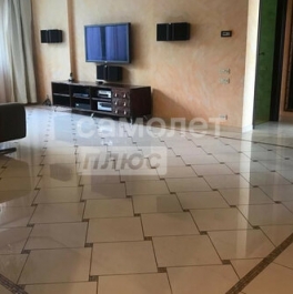 Продажа 2-комн квартиры на вторичном рынке Матвеевская улица,  д. 18 к1