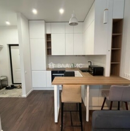 Продажа 1-комн квартиры на вторичном рынке улица Красных Зорь,  д. 33А