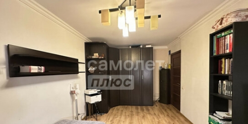 2-комн квартира улица Маршала Тухачевского,  д. 15