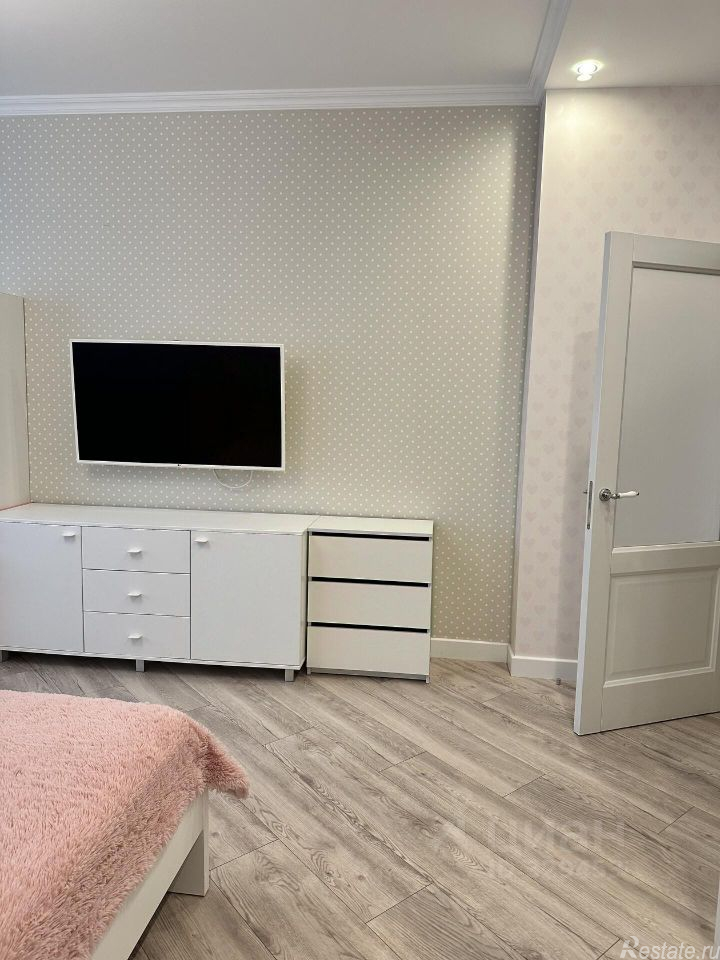 Продажа 2-комн квартиры на вторичном рынке Сосинская улица,  д. 6