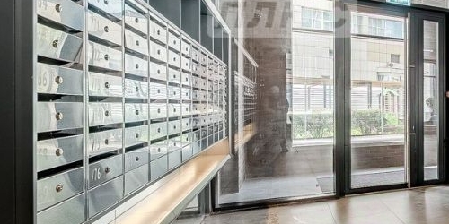 3-комн квартира улица Паршина, 10