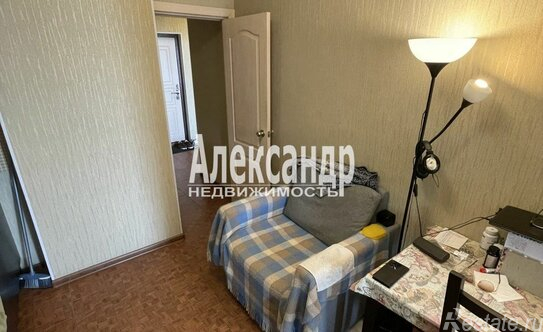 Продажа 1-комн квартиры на вторичном рынке Просвещения пр-кт,  д. 15