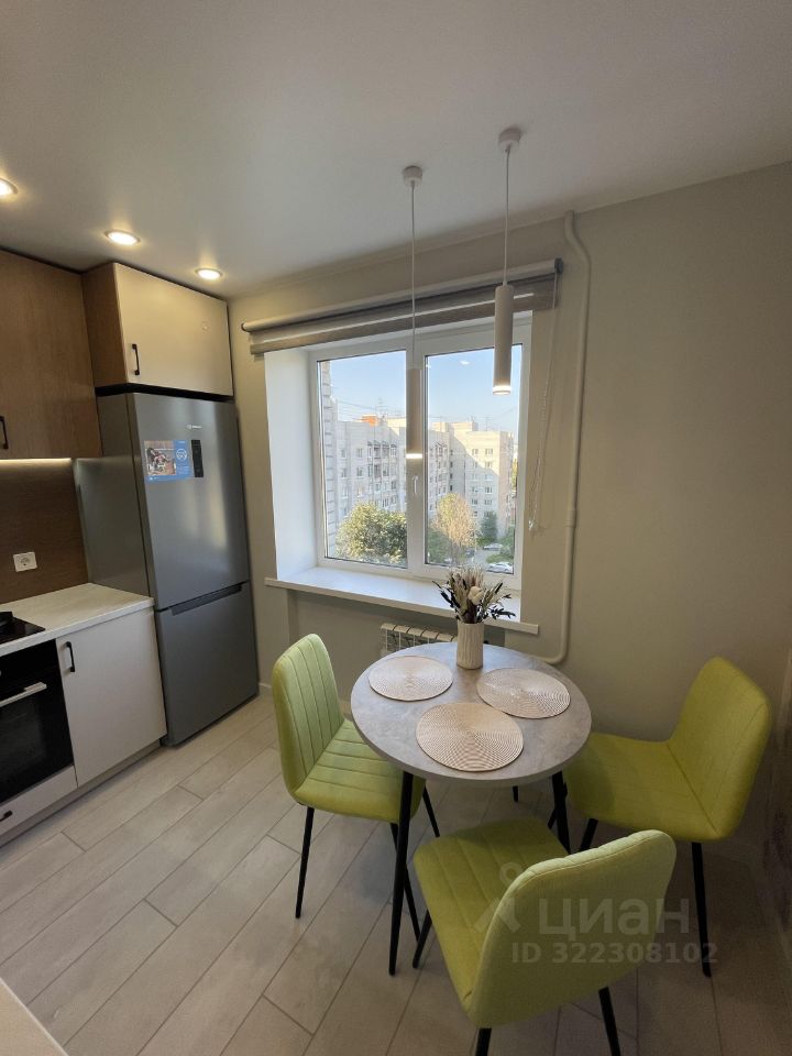 Продажа 1-комн квартиры на вторичном рынке Новочеркасский проспект, 10