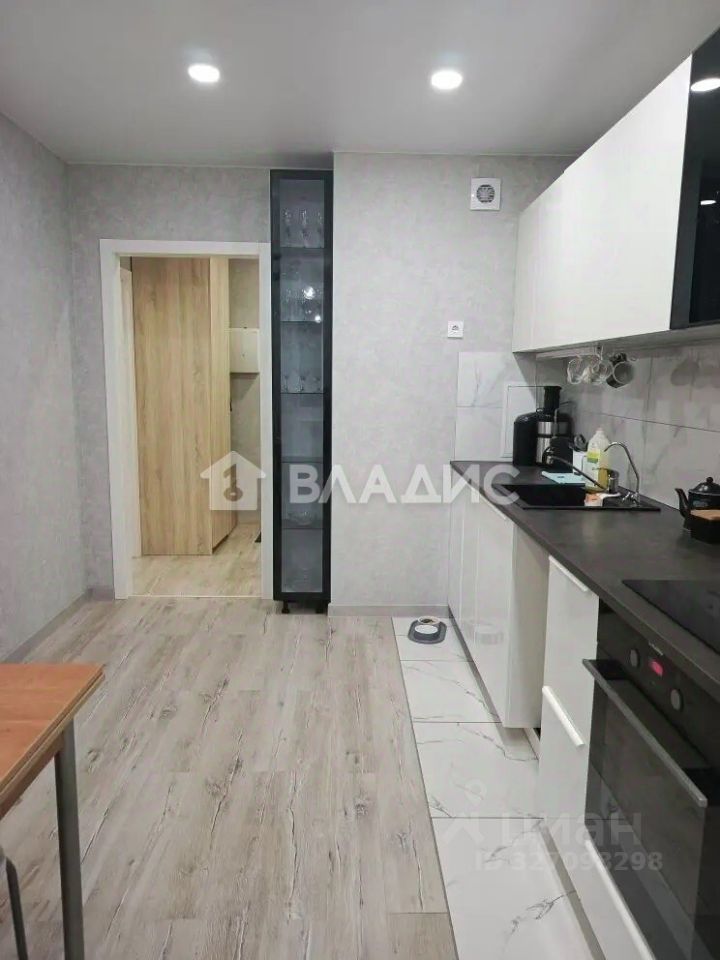 Продажа 3-комн квартиры на вторичном рынке Мурино, улица Шувалова, 44