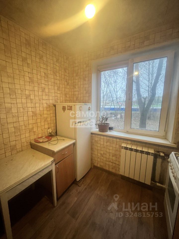 Продажа 2-комн квартиры на вторичном рынке Лопатинский мкр, улица Маркина,  д. 28А