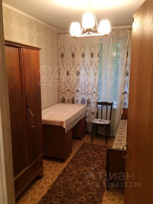 Аренда 4-комн квартиры на вторичном рынке Матвеевская улица, 42К3
