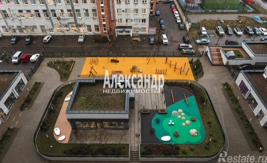 Продажа 3-комн квартиры на вторичном рынке Энгельса пр-кт,  д. 31 с1