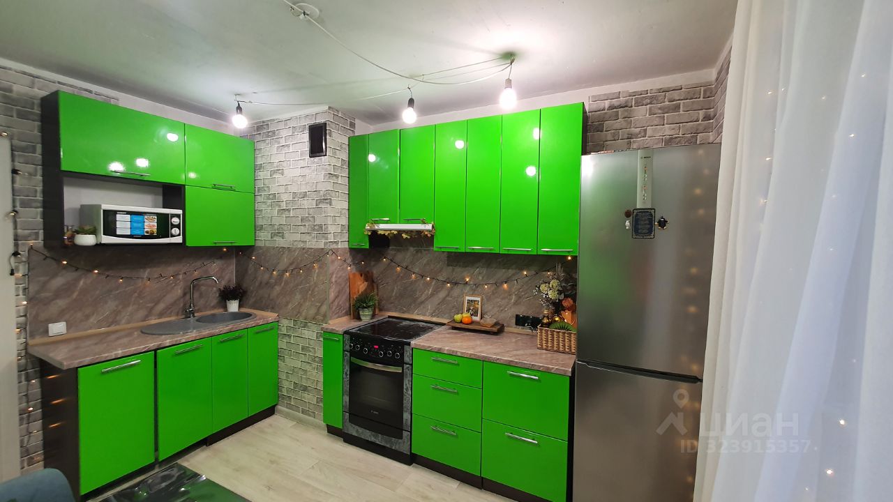 Продажа 1-комн квартиры на вторичном рынке пос. Бугры, улица Школьная, 11к1