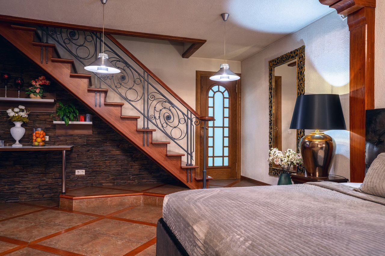 Аренда 5-комн квартиры на вторичном рынке улица Маяковского, 36-38