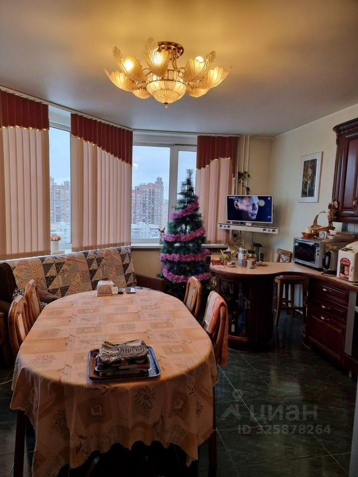 Продажа 3-комн квартиры на вторичном рынке улица Ирины Левченко,  д. 1
