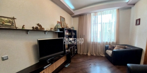 3-комн квартира Зеленогорск г., Вокзальная ул. ,  д. 9,  к. 1