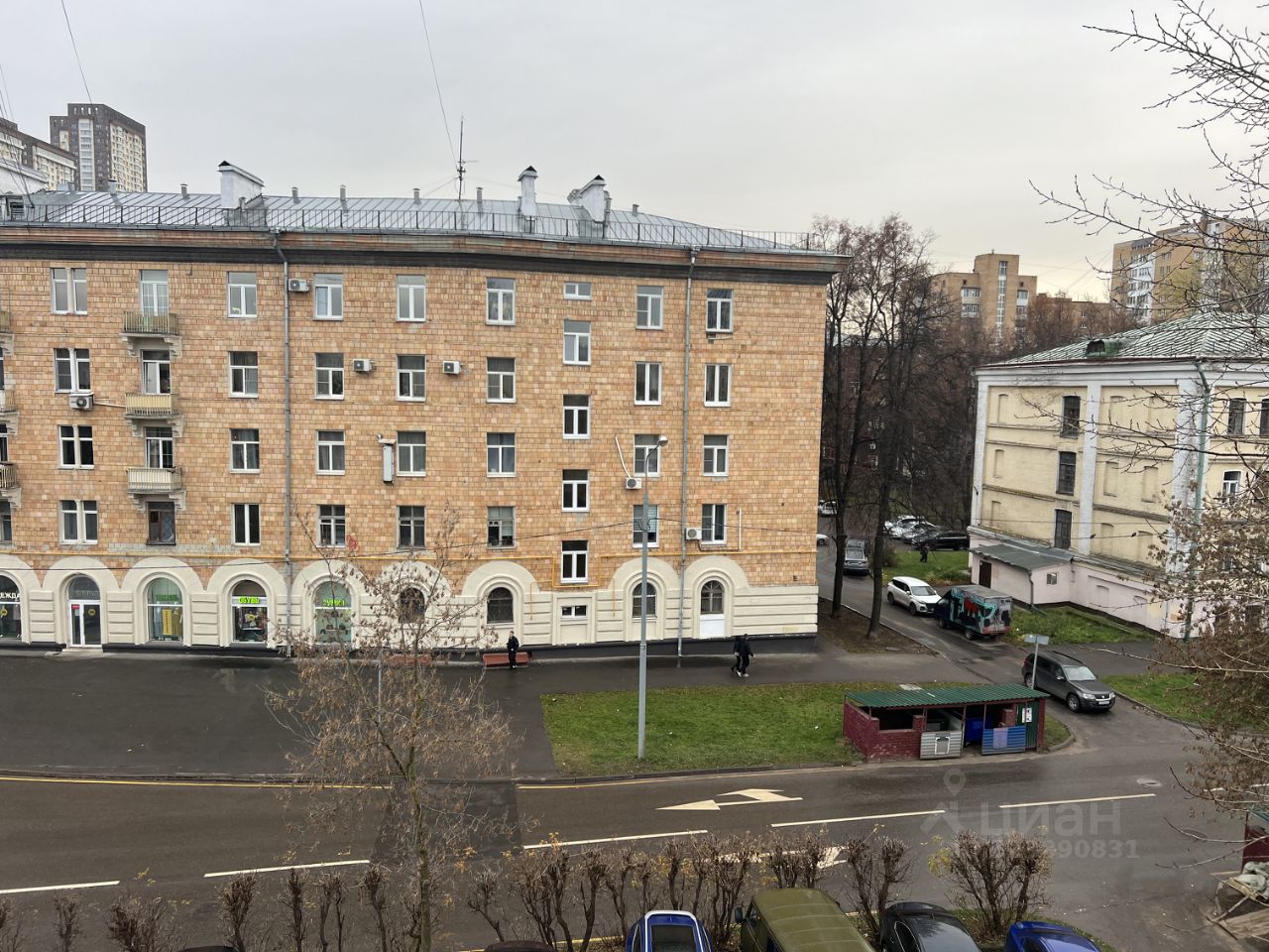 Продажа 1-комн квартиры на вторичном рынке 3-я Парковая улица, 35