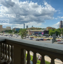 Продажа 4-комн квартиры на вторичном рынке Кутузовский пр-кт,  д. 43