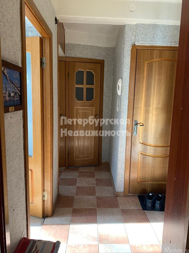 Продажа 2-комн квартиры на вторичном рынке Добровольцев ул. ,  д. 6