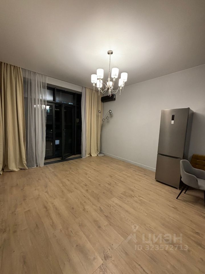 Аренда 3-комн квартиры на вторичном рынке проспект Генерала Дорохова, 39к2Л