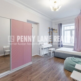 Продажа 4-комн квартиры на вторичном рынке Трёхпрудный пер,  д. 11/13,  к. 2