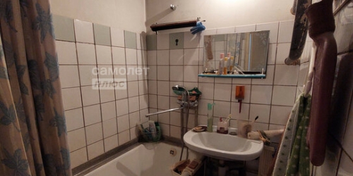 2-комн квартира 26 Бакинских Комиссаров ул,  д. 4,  к. 3