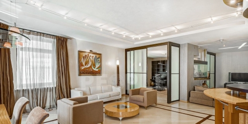 3-комн квартира Каковинский М. пер,  д. 8