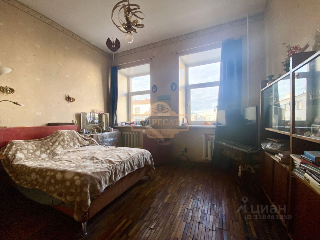Продажа 2-комн квартиры на вторичном рынке Каменноостровский проспект, 53/22