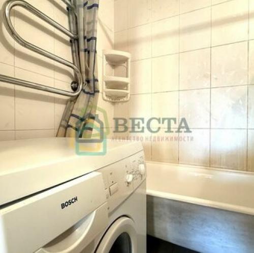 3-комн квартира ул Десантников,  д. 32,  к. 3