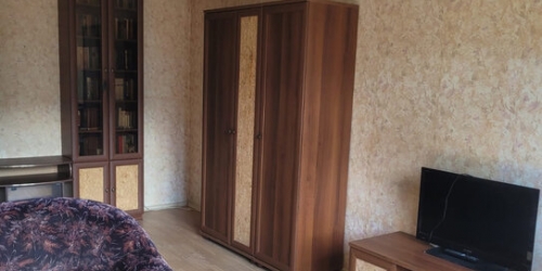 2-комн квартира улица Бутлерова,  д. 4