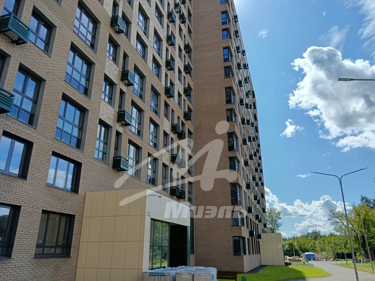 Продажа 1-комн квартиры на вторичном рынке Некрасовский пгт, улица Заводская, 45