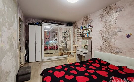 Продажа 3-комн квартиры на вторичном рынке Красный Xолм, Комсомольская улица,  д. 10