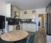 Продать Квартиры вторичка Свердловский рп, Строителей ул   