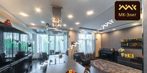 3-комн квартира Кирочная улица,  д. 64