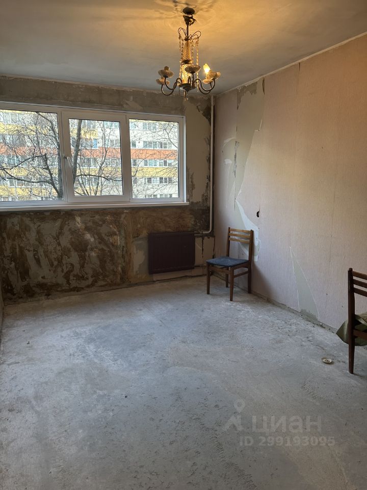 Продажа 3-комн квартиры на вторичном рынке улица Стойкости, 26К1