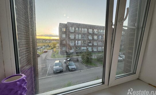 Продажа 2-комн квартиры на вторичном рынке Красногорск г, Опалиха мкр, Луговая ул,  д. 7