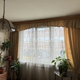 Продажа 2-комн квартиры на вторичном рынке улица Белы Куна,  д. 6 к1