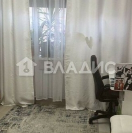 Продажа 4-комн квартиры на вторичном рынке Балашиха, Чистопольская улица