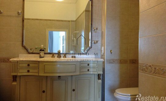 Аренда 3-комн квартиры на вторичном рынке Английская наб,  д. 22