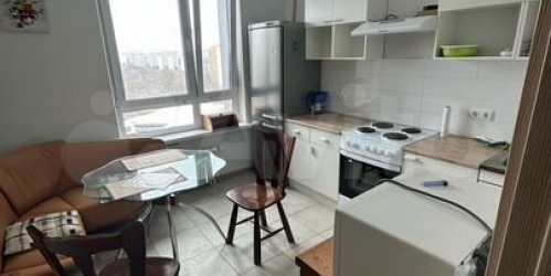 2-комн квартира улица Петра Алексеева,  д. 10