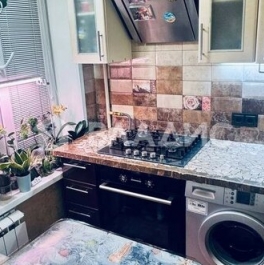 Продажа 2-комн квартиры на вторичном рынке Люблинская ул,  д. 21А