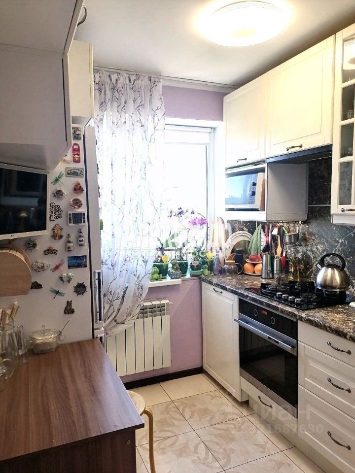 Продажа 2-комн квартиры на вторичном рынке пос. Сосново, улица Первомайская, 3