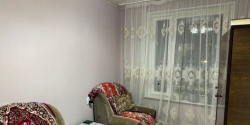 2-комн квартира улица Лескова,  д. 10Б