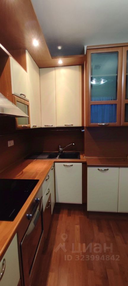 Аренда 2-комн квартиры на вторичном рынке Луганская улица,  д. 1