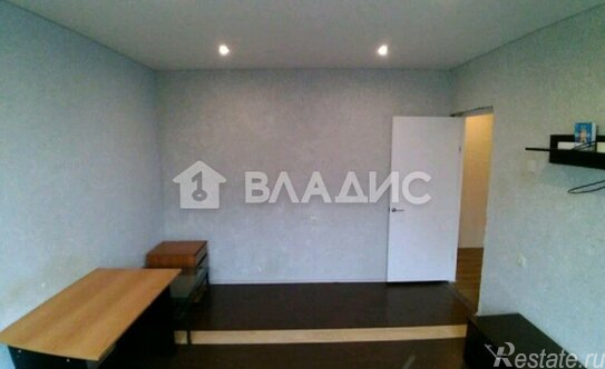 Продажа 3-комн квартиры на вторичном рынке Лобня, Лобненский б-р,  д. 7