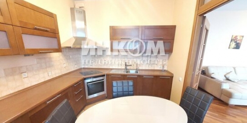 3-комн квартира ул Ватутина,  д. 18,  к. 2